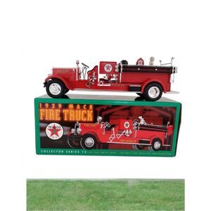ERTL 1929 Mack Fire Truck Seties 15 NEW never used box has wear